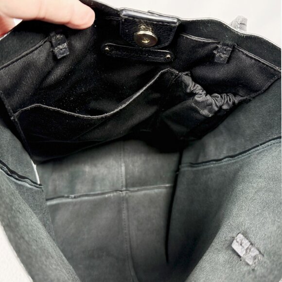 Banana Republic Effortless Tote Black Pebbled Leather Magnetic Snap Closure - Picture 6 of 9